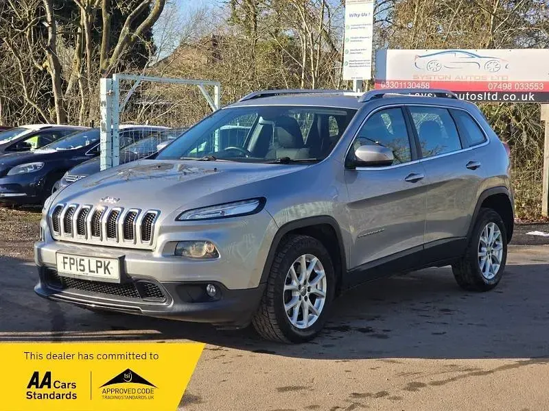 Used Jeep Cherokee Longitude Plus 140 HP (102 kW) 2015 Grey SUV