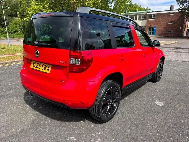 Used Skoda Yeti Monte Carlo 150 HP (110 kW) 2016 Red SUV