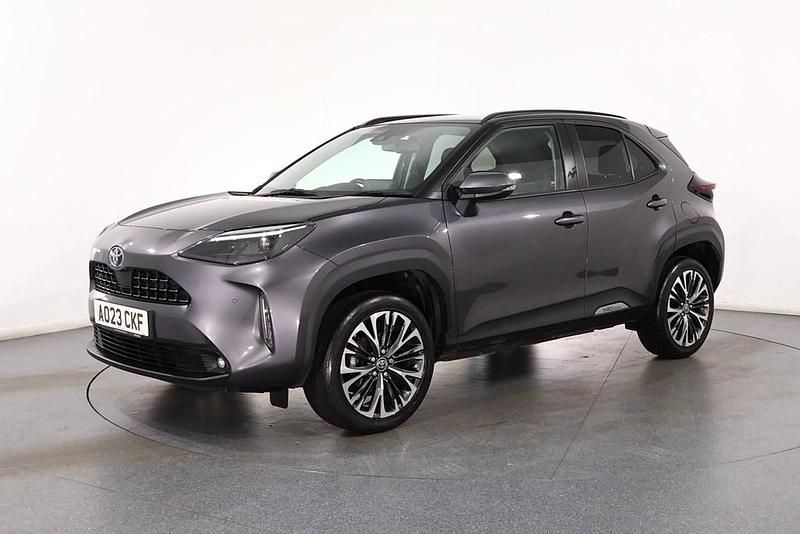 Usado Toyota Yaris Cross 2023 Cinzento SUV