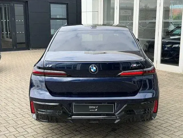 Used BMW i7 Comfort Edition 478 kW (650 HP) 2026 Blue Sedan