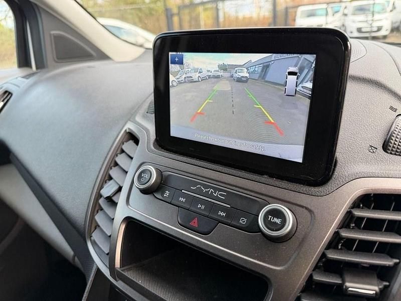 Used Ford Transit Connect 75 HP (55 kW) 2021 White MPV