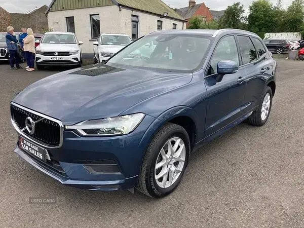 Used Volvo XC60 Momentum 190 HP (139 kW) 2020 Blue SUV