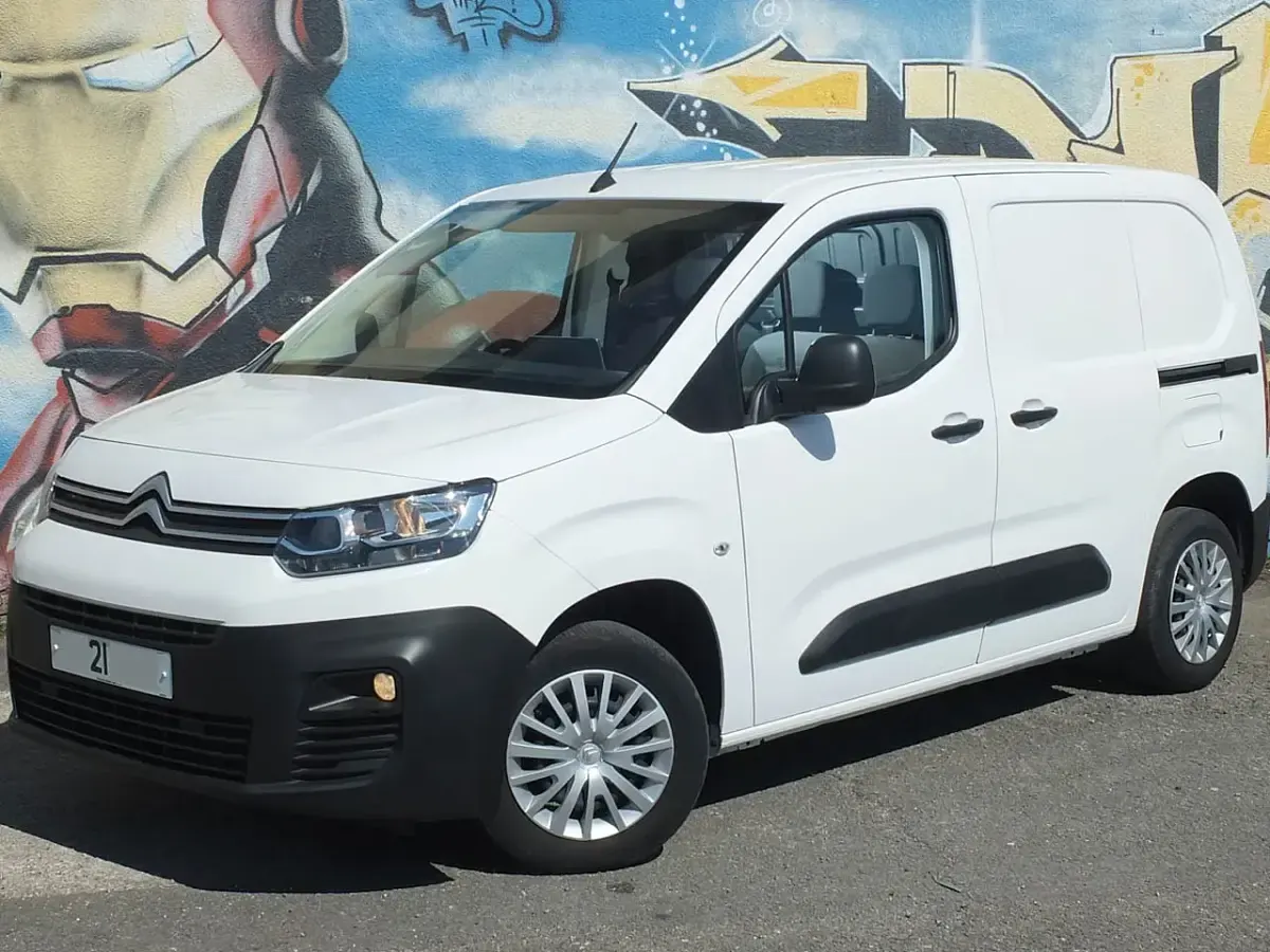 Used Citroën e-Berlingo 75 HP (55 kW) 2021 White Van