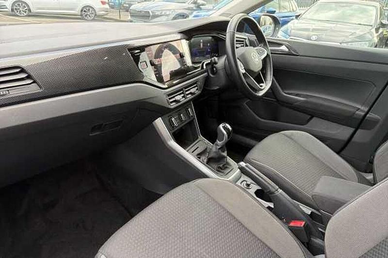 Used VW Taigo Life 115 HP (84 kW) 2024 Blue SUV