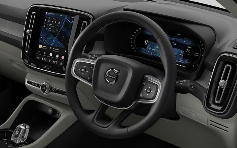 New Volvo XC40 Ultra 197 HP (144 kW) 2025 Onyx black SUV