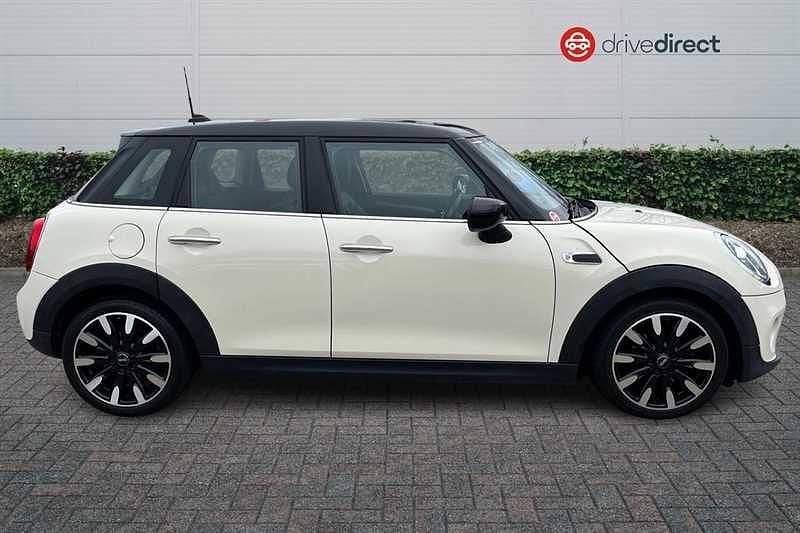 Used Mini Cooper Exclusive 136 HP (100 kW) 2020 White Hatchback
