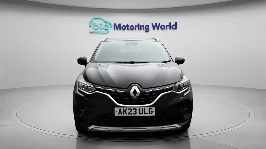 Used Renault Captur Techno 145 HP (106 kW) 2023 Black SUV