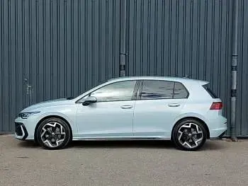 Used VW Golf VIII R-line 150 HP (110 kW) 2025 Blue Hatchback
