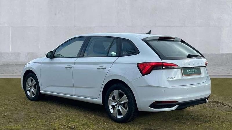 Used Skoda Scala SE 116 HP (85 kW) 2025 White Hatchback