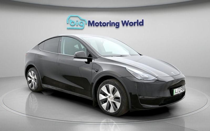 Used Tesla Model Y Long Range AWD 286 kW (389 HP) 2025 SUV