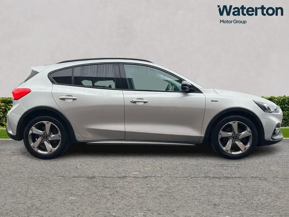 Used Ford Focus Active 125 HP (91 kW) 2020 Silver Hatchback