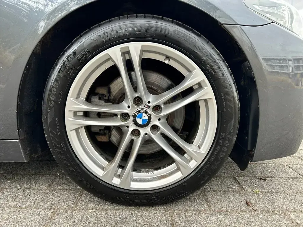 Used BMW 520 M Sport 190 HP (139 kW) 2017 Grey Estate