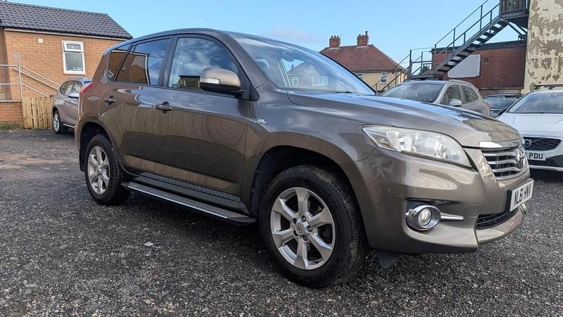 Used Toyota RAV4 2011 Beige Estate