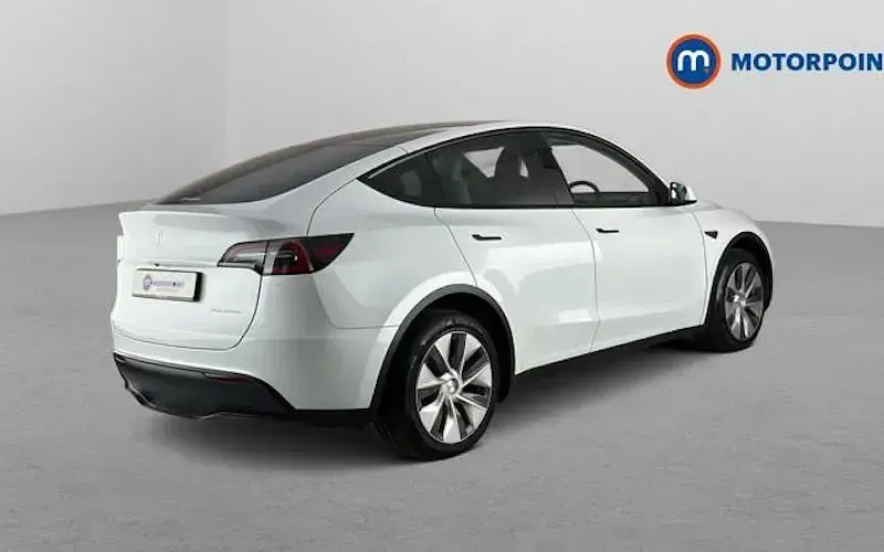 Used Tesla Model Y Long Range AWD 286 kW (389 HP) 2025 SUV