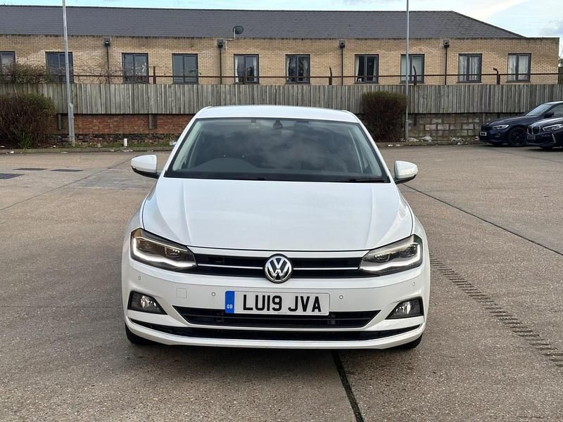 Begagnad VW Polo SEL 2019 Vit Halvkombi