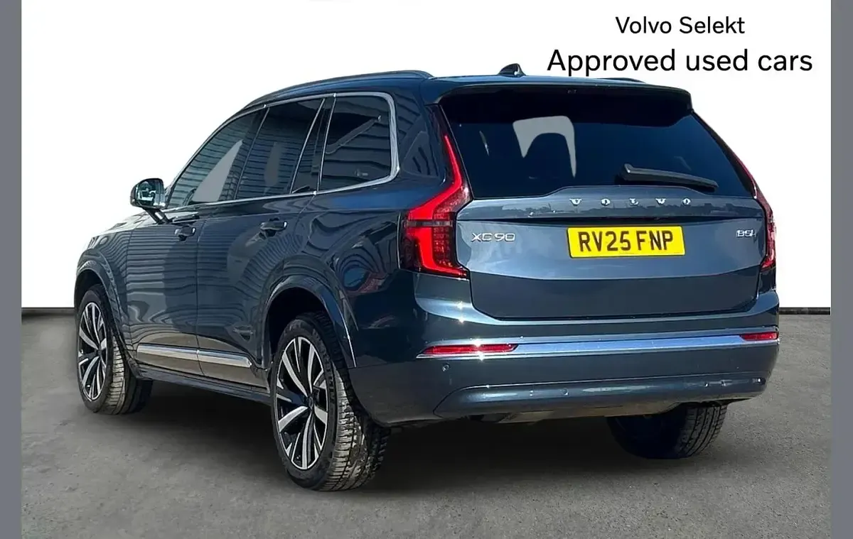 Used Volvo XC90 Core 455 HP (334 kW) 2025 Blue SUV