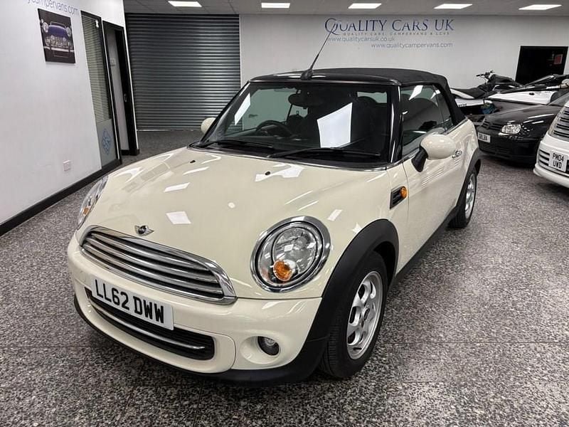Used Mini Cooper Cabriolet 122 HP (89 kW) 2012 White Cabriolet