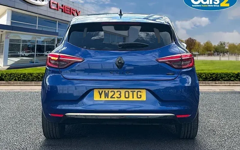 Used Renault Clio Engineered 145 HP (106 kW) 2023 Blue  Hatchback