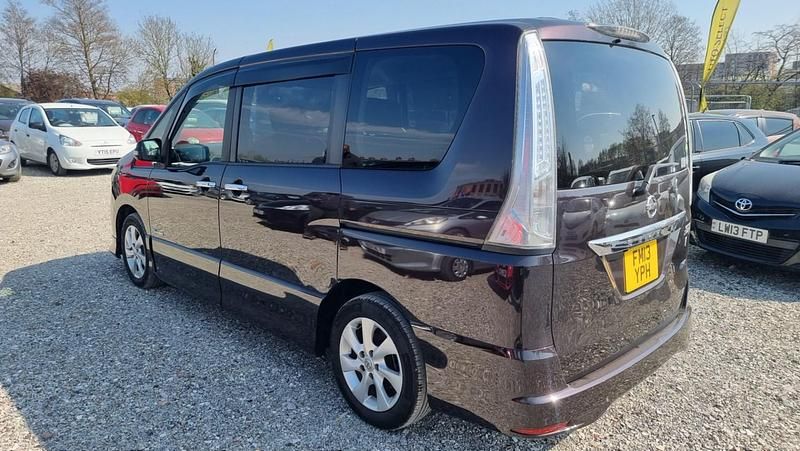 Used Nissan Serena 2013 Brown MPV