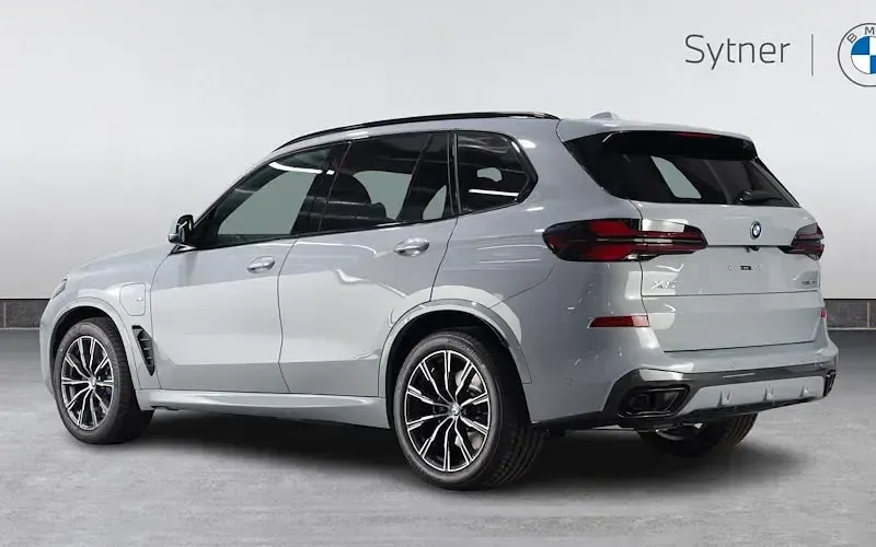 New BMW X5 M Sport 489 HP (359 kW) 2026 SUV