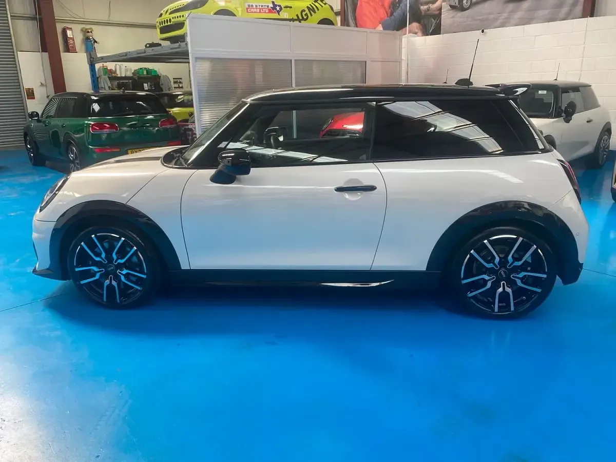Used Mini Cooper Sport 2025 White Hatchback