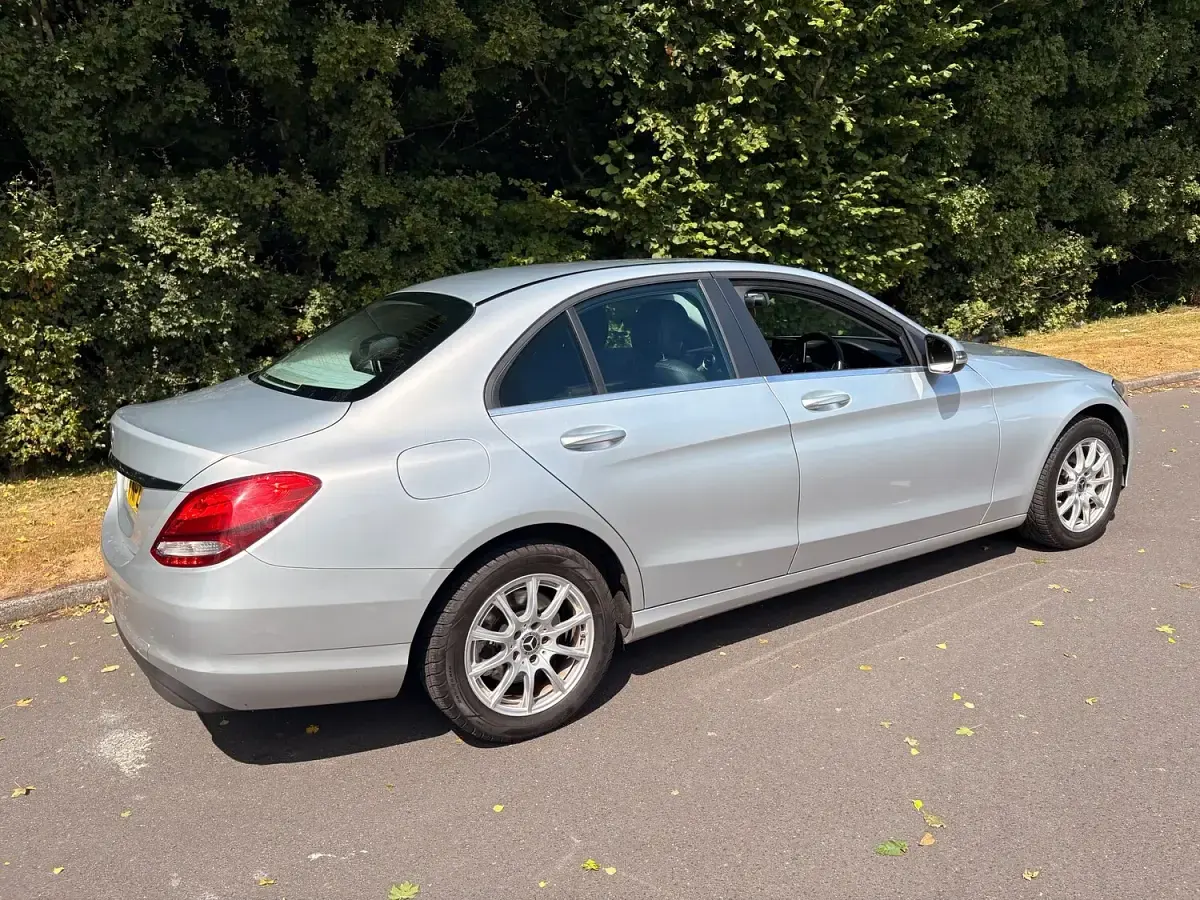 Used Mercedes C200 SE 184 HP (135 kW) 2017 Silver Sedan