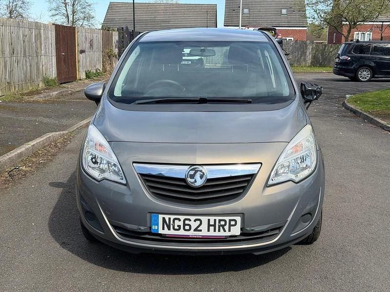 Used Vauxhall Meriva 110 HP (80 kW) 2013 Brown MPV