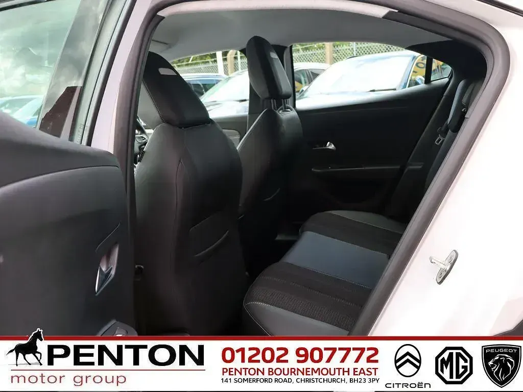 Used Vauxhall Mokka Edition 130 HP (95 kW) 2022 White SUV
