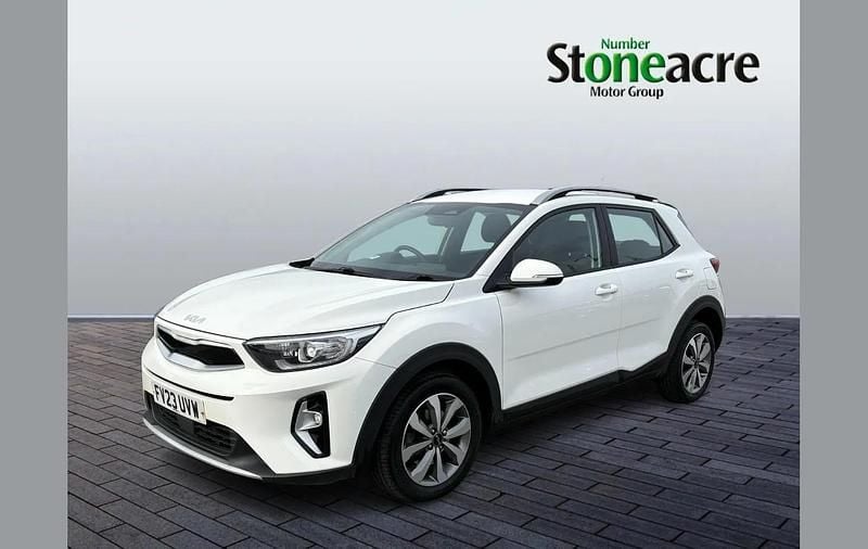 Used Kia Stonic 99 HP (72 kW) 2023 White SUV