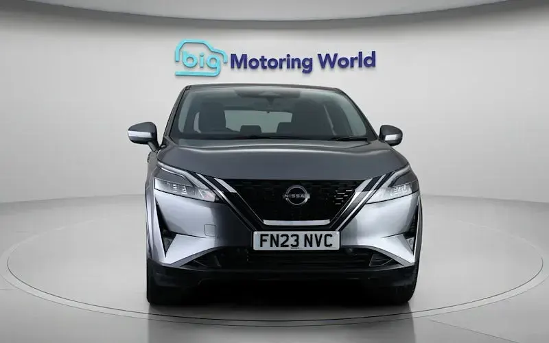 Used Nissan Qashqai Acenta Premium 140 HP (102 kW) 2023 Grey SUV