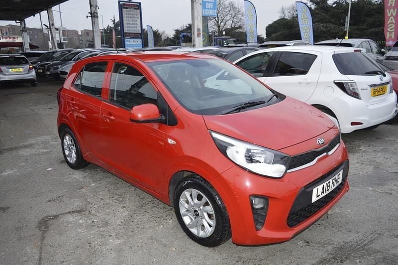Red Used 2018 Kia Picanto 2 Hatchback | £5,999 (Fair price) - Image 1/4