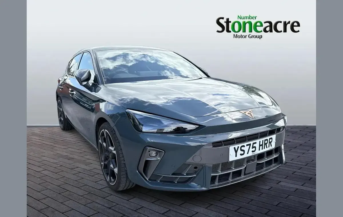Used Cupra Leon 204 HP (150 kW) 2025 Hatchback