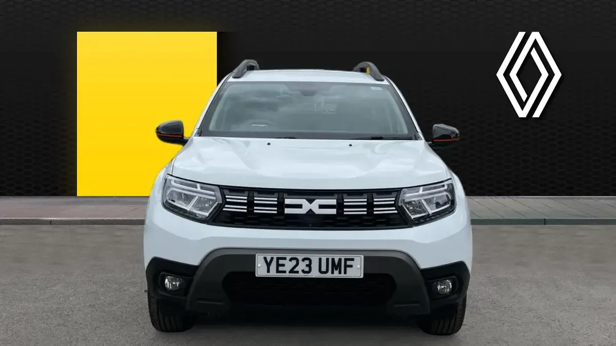 Used Dacia Duster Extreme 150 HP (110 kW) 2023 White SUV