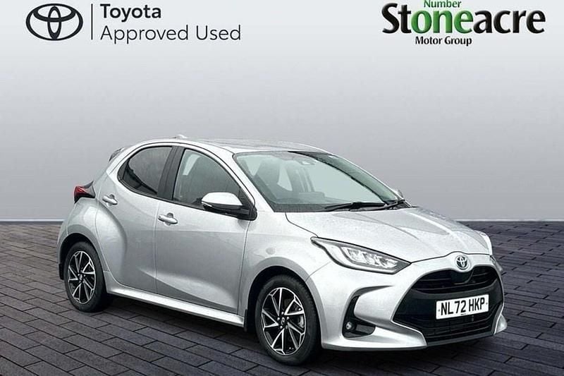Used Toyota Yaris Hybrid Design 116 HP (85 kW) 2022
