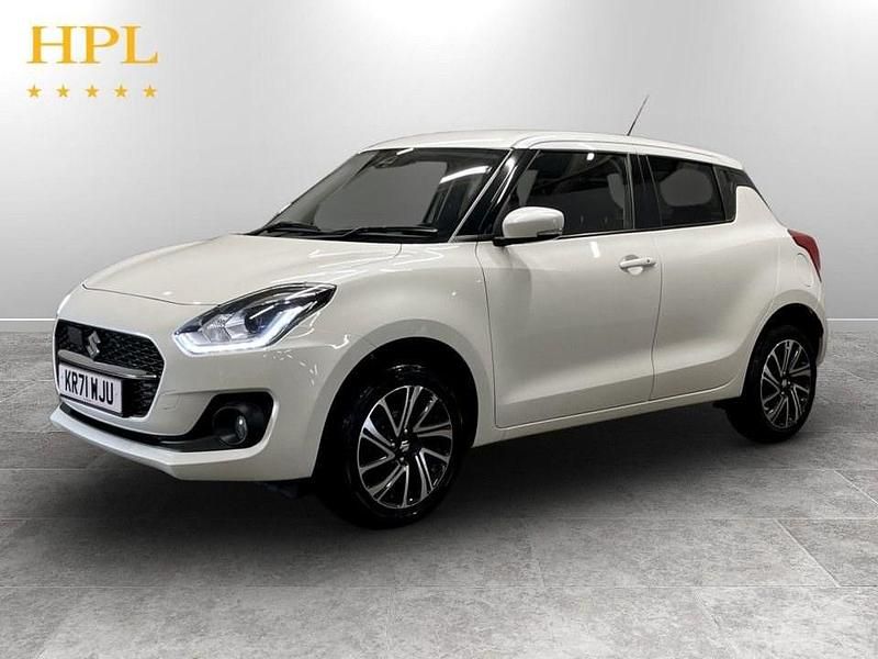 Used Suzuki Swift SZ5 83 HP (61 kW) 2022 White Hatchback