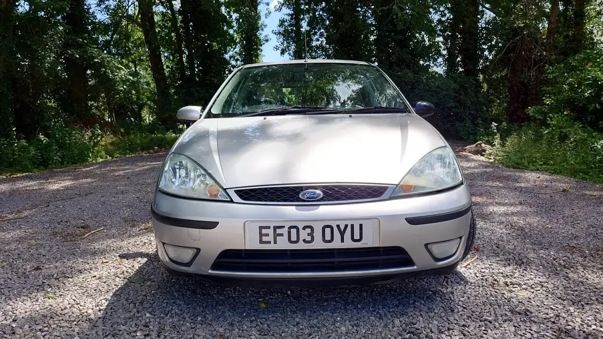 Used Ford Focus Ghia 2003 Silver Hatchback
