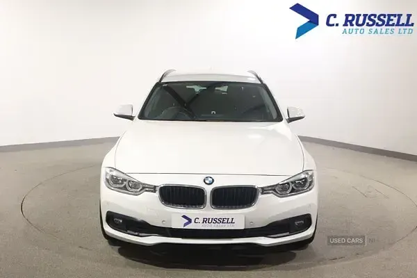 Used BMW 318 Comfort Edition 2019 White Estate
