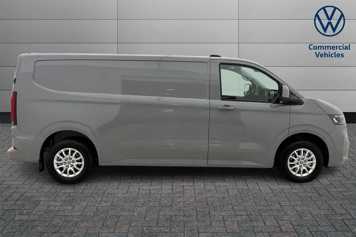 New VW Transporter Pro 160 kW (218 HP) 2025 Grey Van