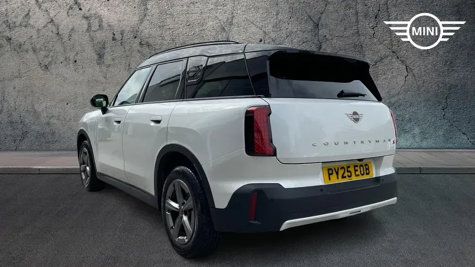 Used Mini Countryman 215 HP (158 kW) 2025 White SUV