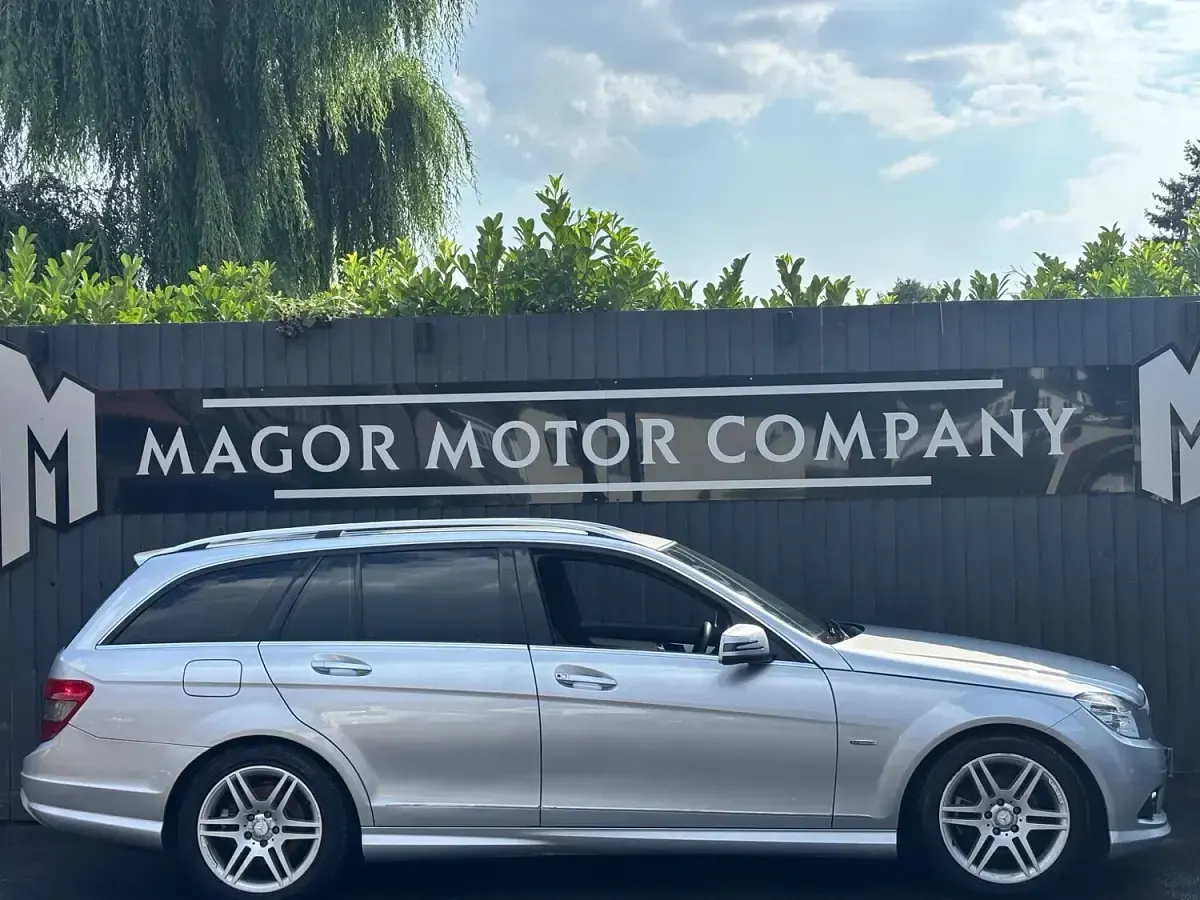 Used Mercedes C200 2011 Silver Estate