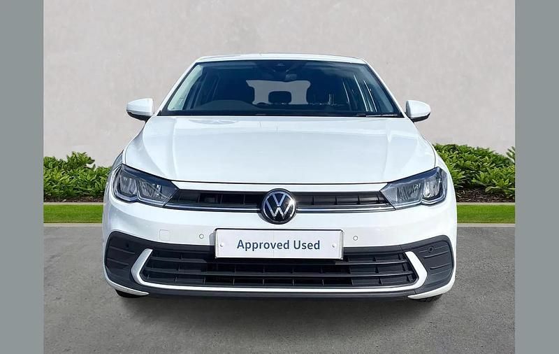 Begagnad VW Polo S 95 HK (69 kW) 2023 Vit Halvkombi
