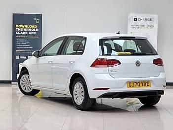 Used VW Golf VII S 115 HP (84 kW) 2020 White Hatchback