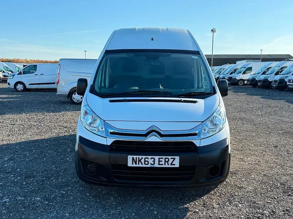 Used Citroën Dispatch 95 HP (69 kW) 2013 White MPV