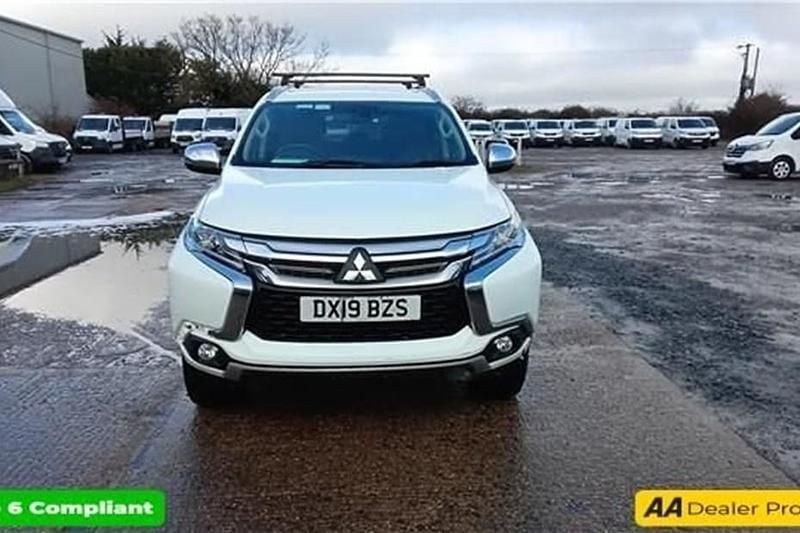 Used Mitsubishi Shogun 2019 White SUV
