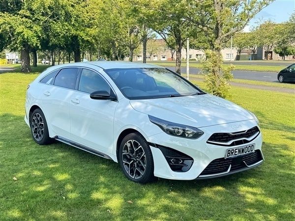 White Used 2023 Kia ProCeed GT-Line Hatchback | £18,000 (Fair price) - Image 1/1