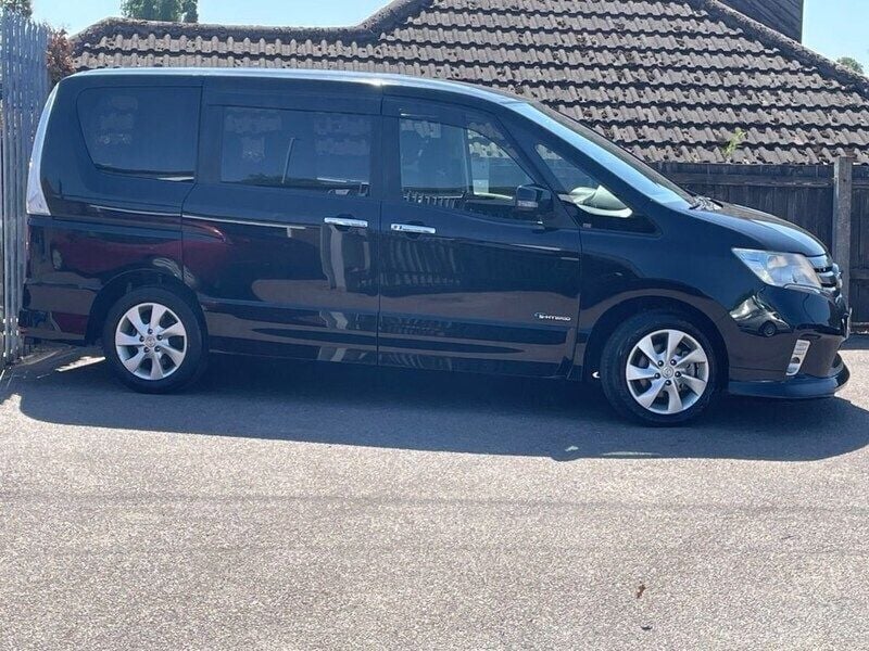 Black Used 2013 Nissan Serena MPV | £8,995 (Fair price) - Image 1/4
