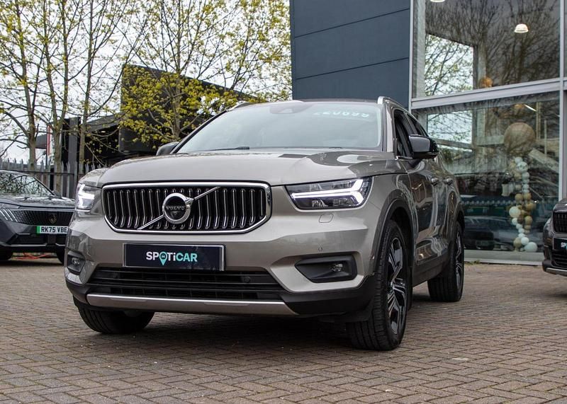 Used Volvo XC40 Inscription 258 HP (189 kW) 2020 Grey SUV