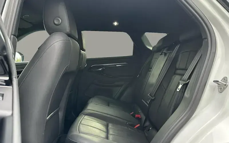 Usado Land Rover Range Rover evoque SE Dynamic 207 HP (152 kW) 2022 Branco SUV
