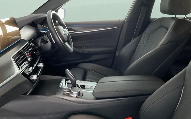 Used 2023 BMW 530e M Sport Sedan | £28,124 (Fair price) - Image 1/2