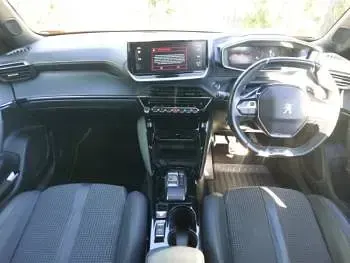 Second-hand Peugeot 2008 GTi 131 CP (96 kW) 2023 Portocaliu SUV